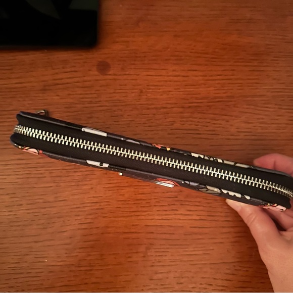 NWOT Loungefly Harry Potter Chibi Character Print Wallet - Picture 3 of 5